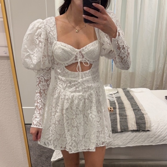 For Love & Lemons Frances Puff Sleeve Mini Dress in White, Size Small - Picture 4 of 4